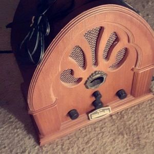 Vintage radio